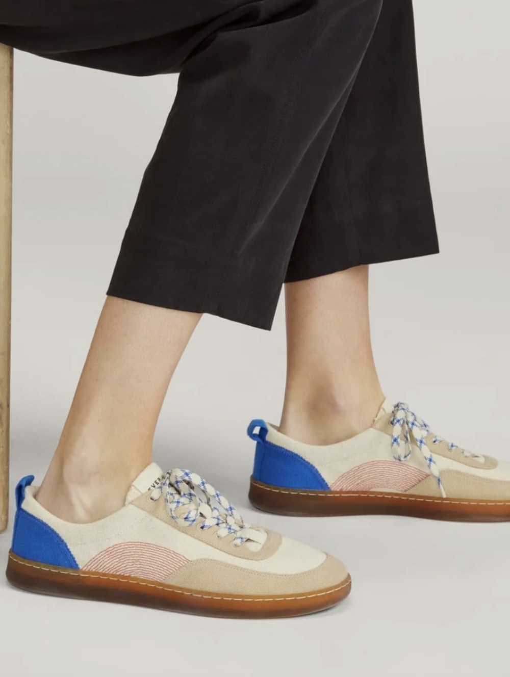 NEW Everlane The Tread-Bare Low-Top Canvas Sneaker Cream with Blue 7 - Picture 2 of 12